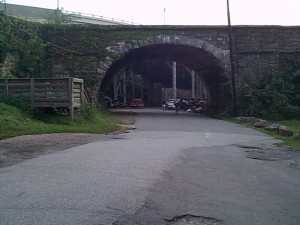Sep 13, 2004 - The Aqueduct bridge arch