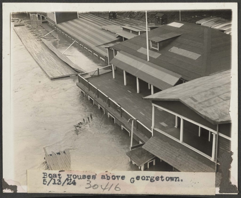 May 13, 1924. Boat houses above Georgetown. Note the B&O hand car and scale house at the top.